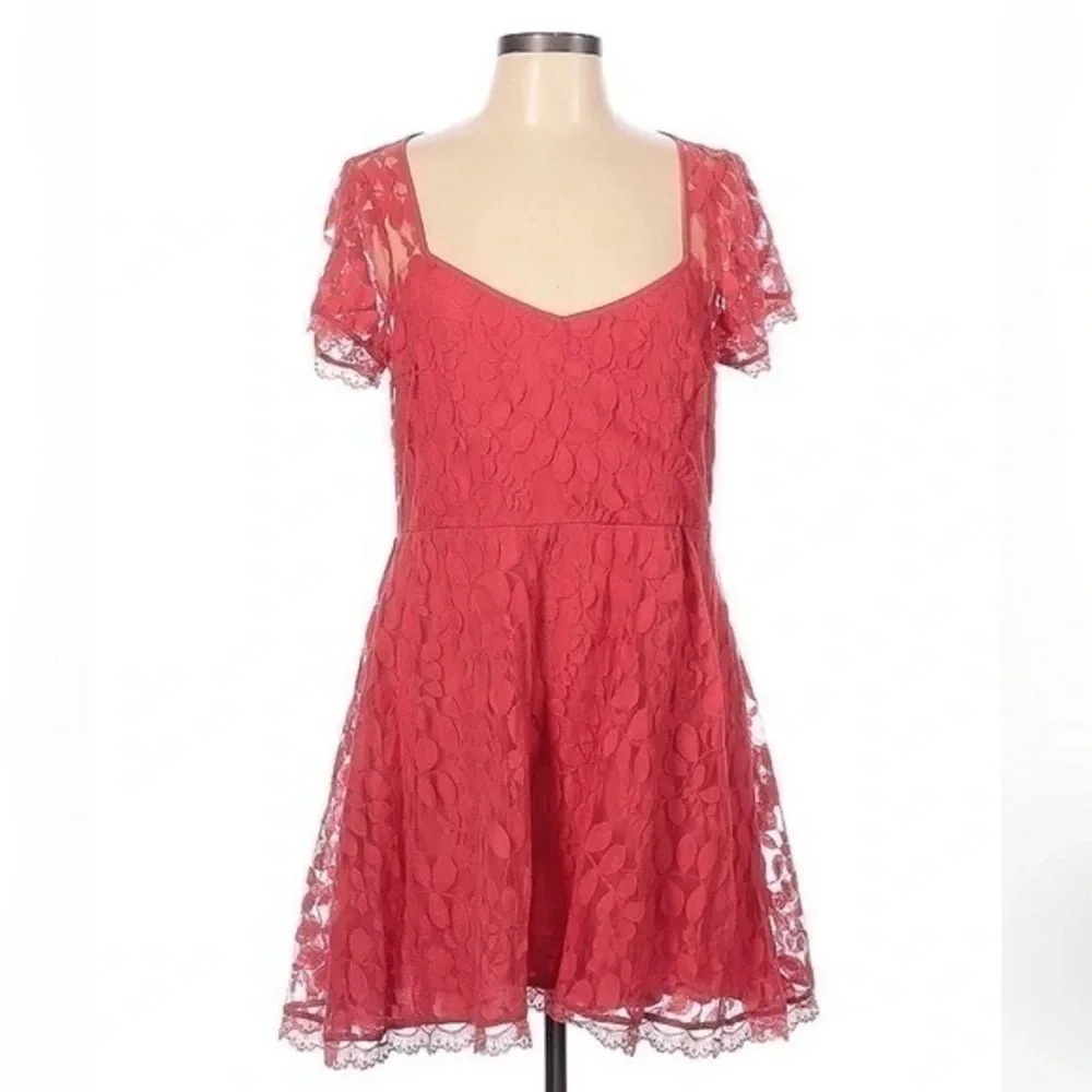 Abercrombie & Fitch | Red Lace Overlay Party Cocktail Dress Size L NWT
